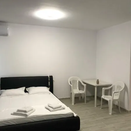 Raisa Apartament *
